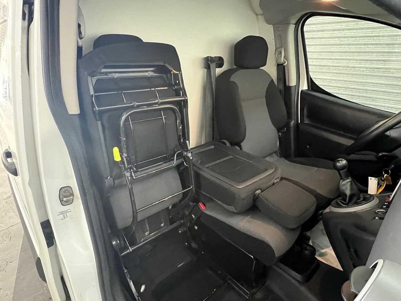 Peugeot Peugeot Partner usata, con 5 marce