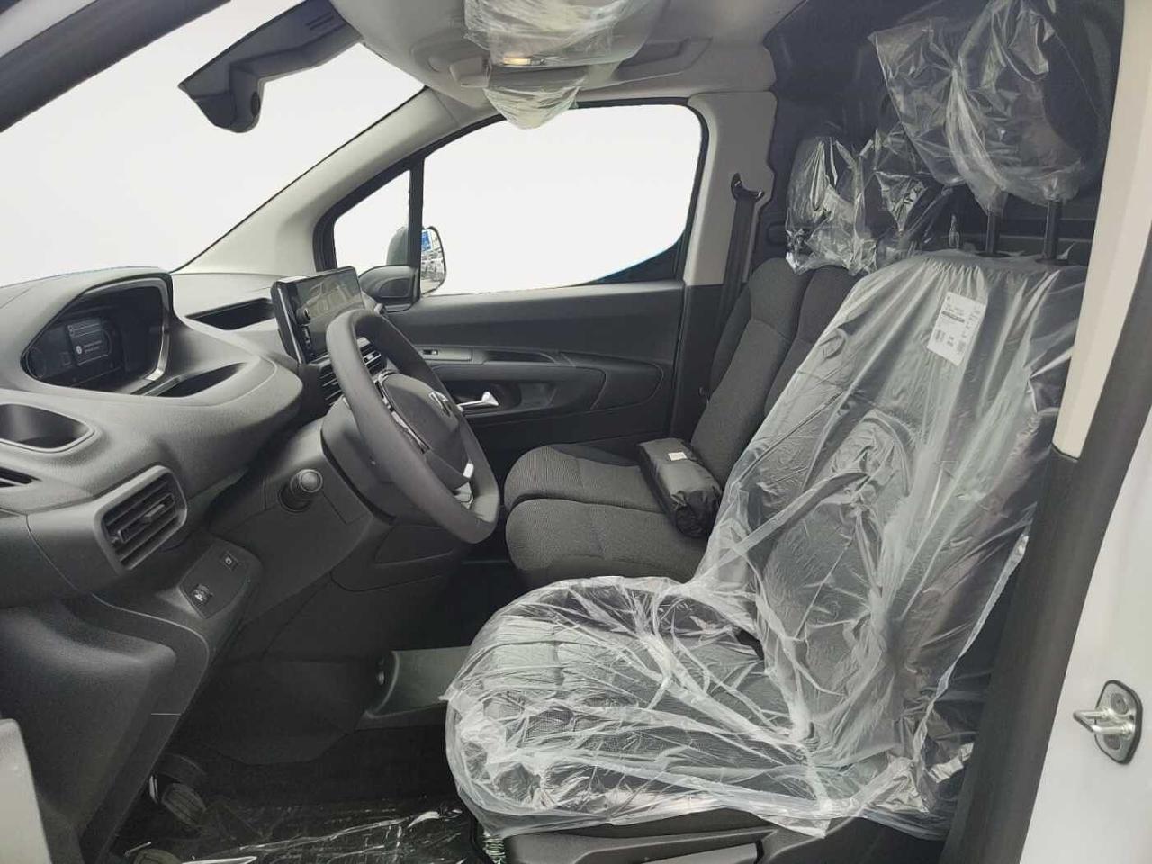 Peugeot Peugeot Partner usata, con 4 cilindri