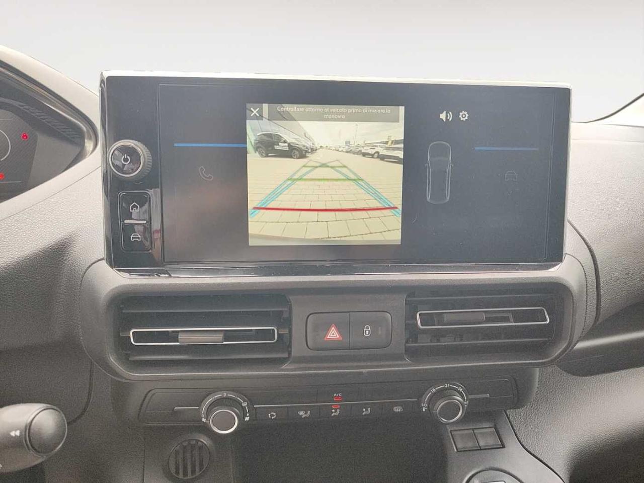 Peugeot Peugeot Partner usata, con abs, afu, esc con asr + hill assist