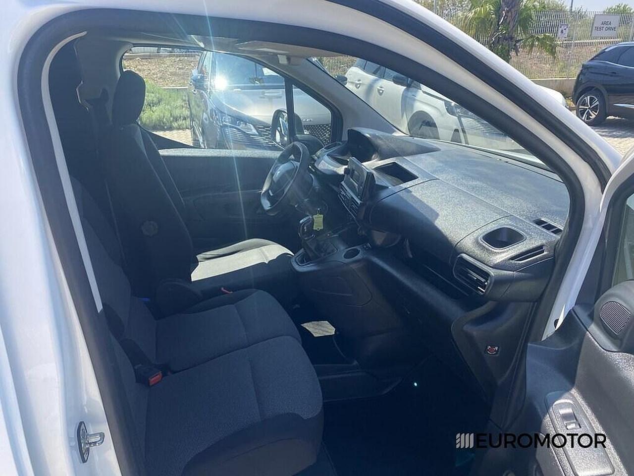 Peugeot Peugeot Partner usata, con 3 sedili