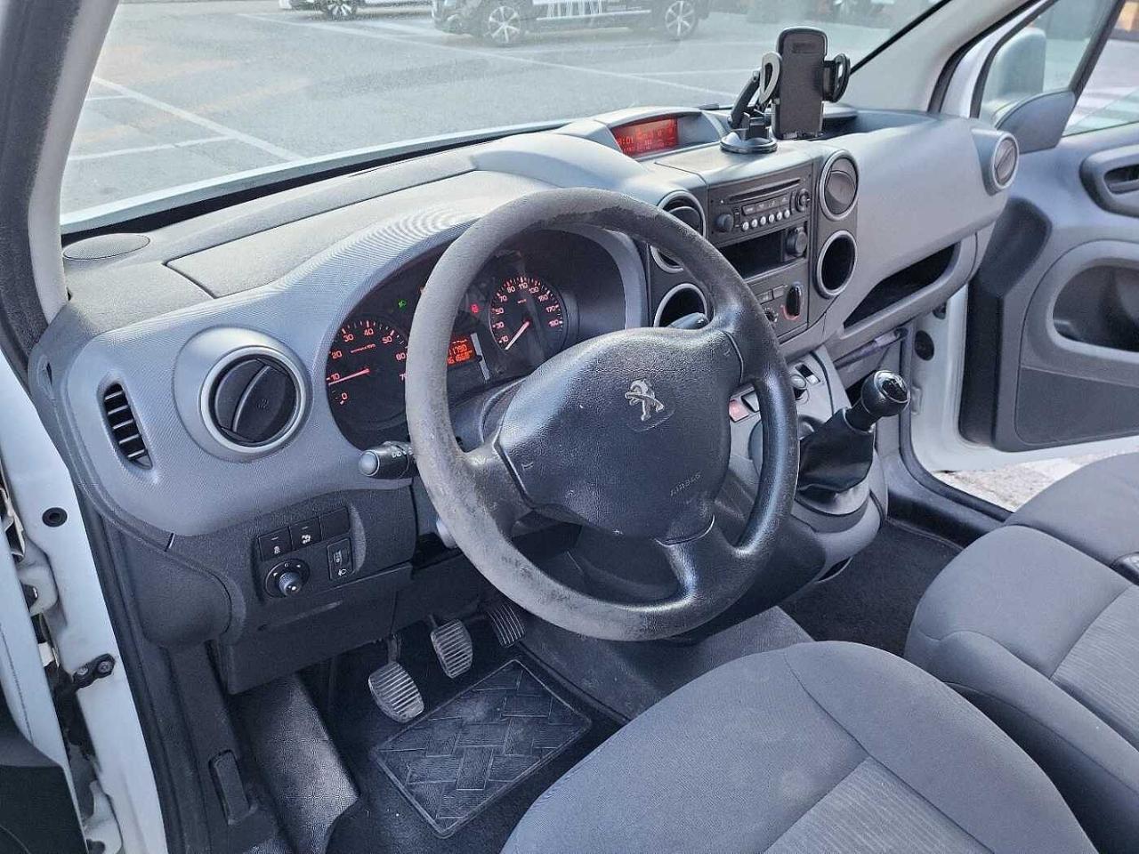 Peugeot Peugeot Partner usata, con cd-radio