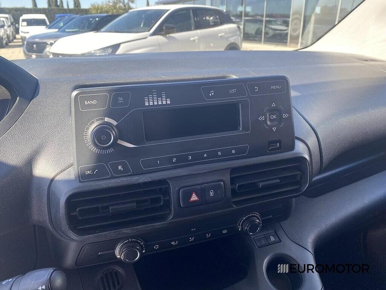 Peugeot Peugeot Partner usata, con 6 marce