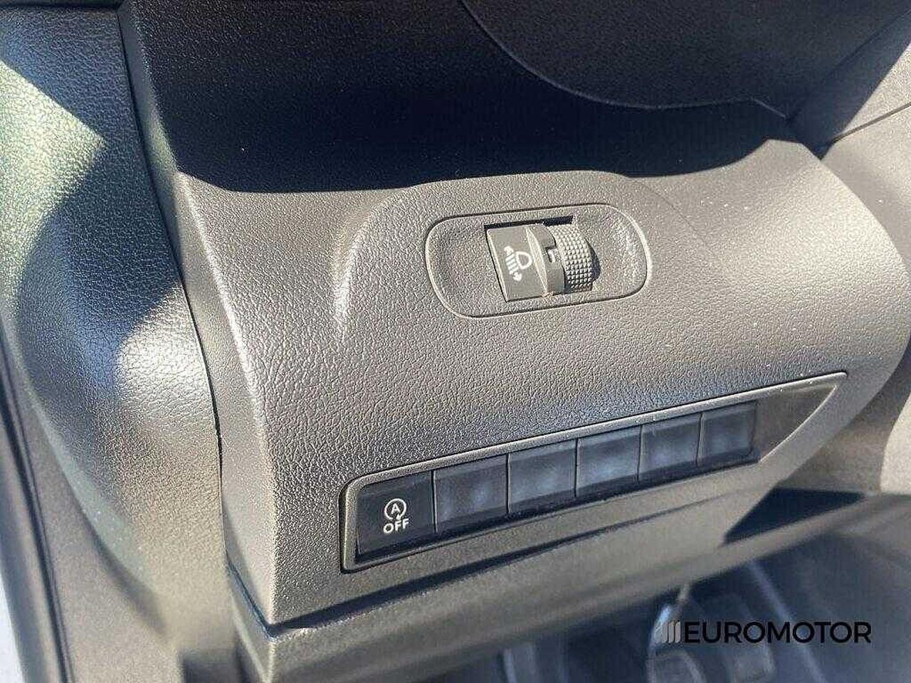 Peugeot Peugeot Partner usata, con fari fendinebbia