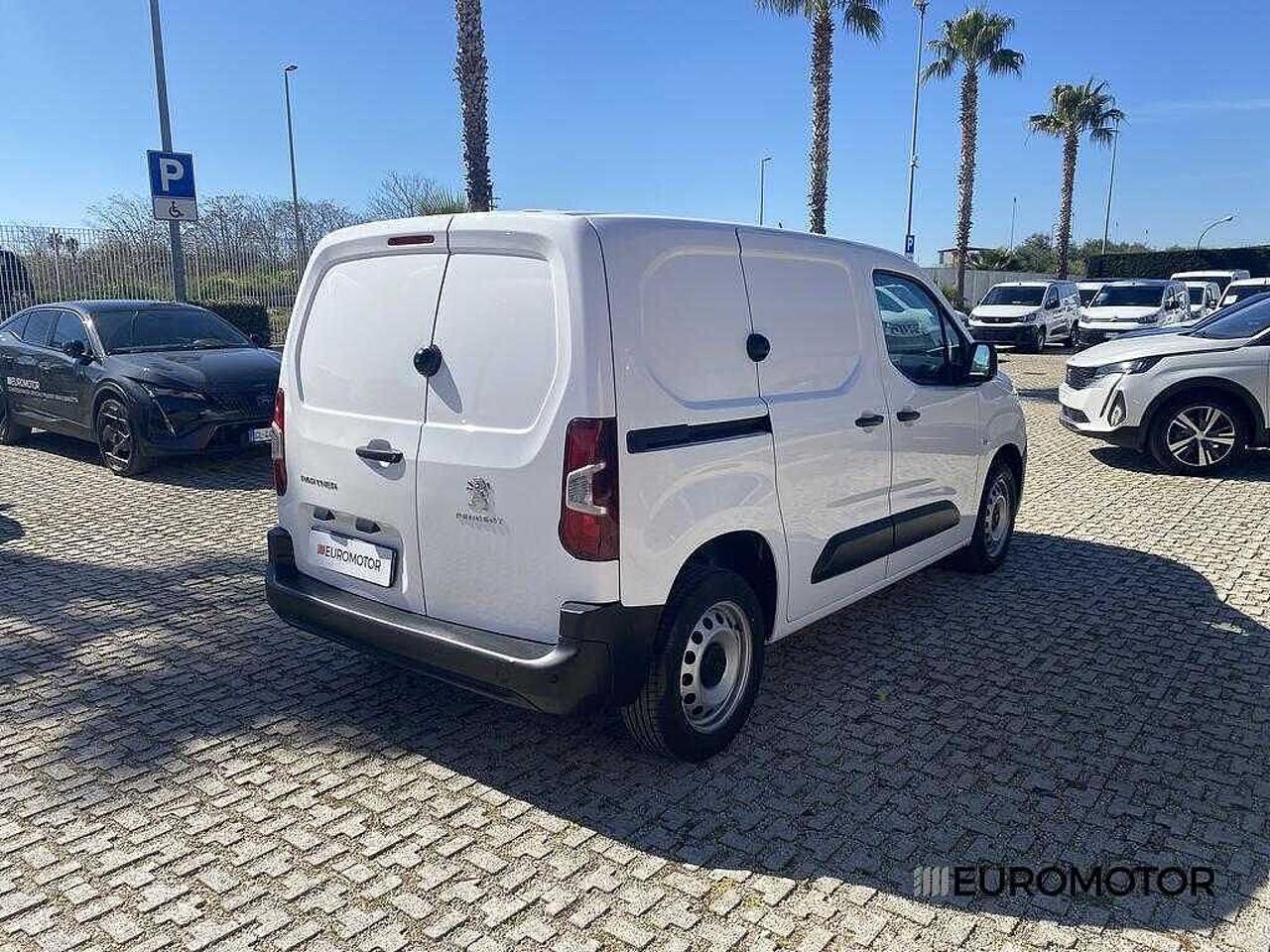 Peugeot Peugeot Partner usata, con vetri elettrici