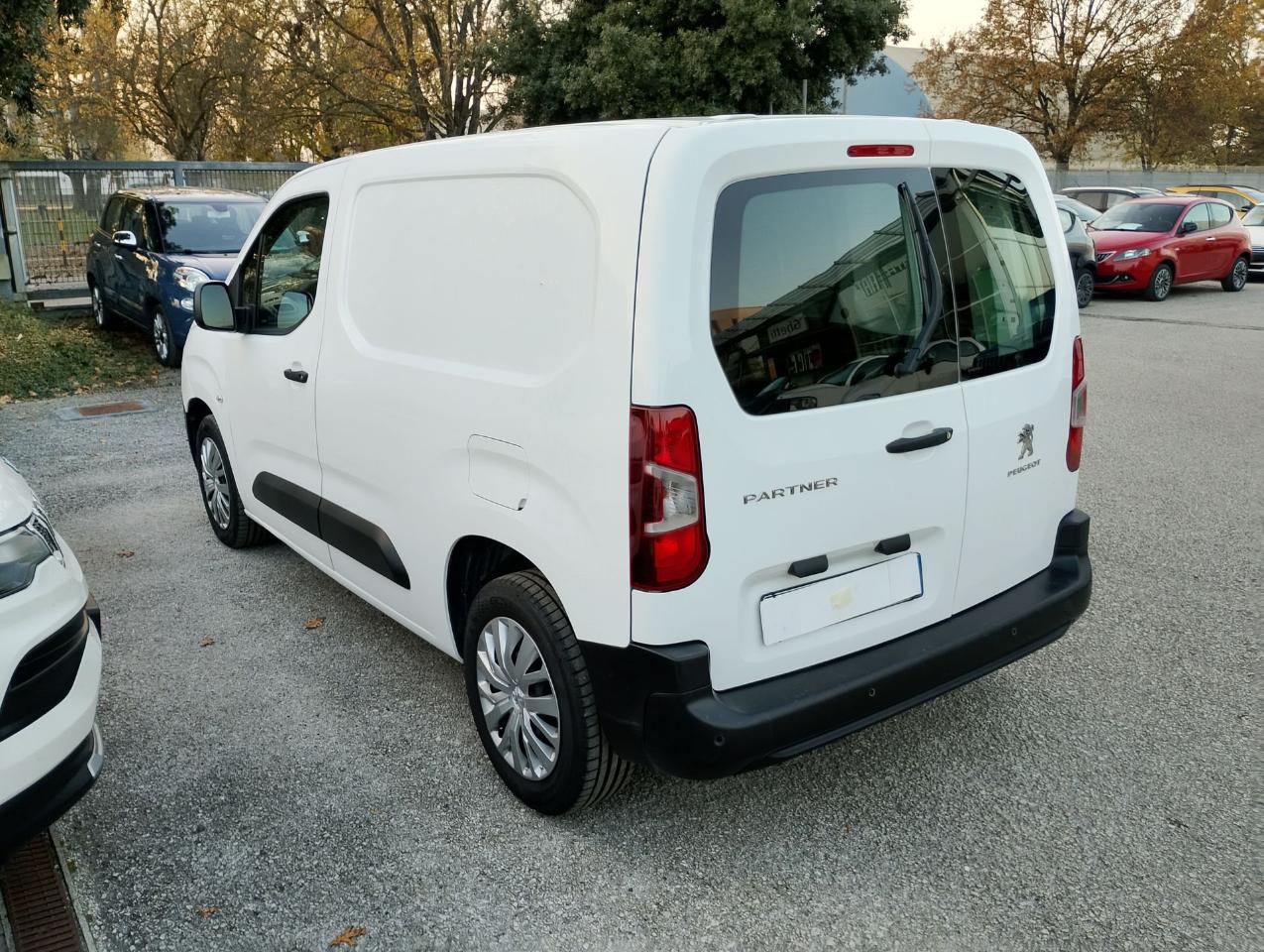 Peugeot Peugeot Partner usata 11