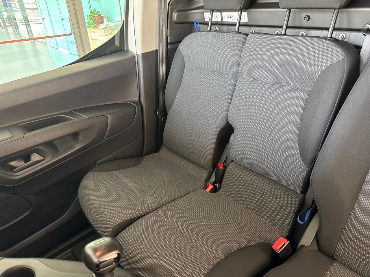 Peugeot Peugeot Partner usata, con Climatizzatore