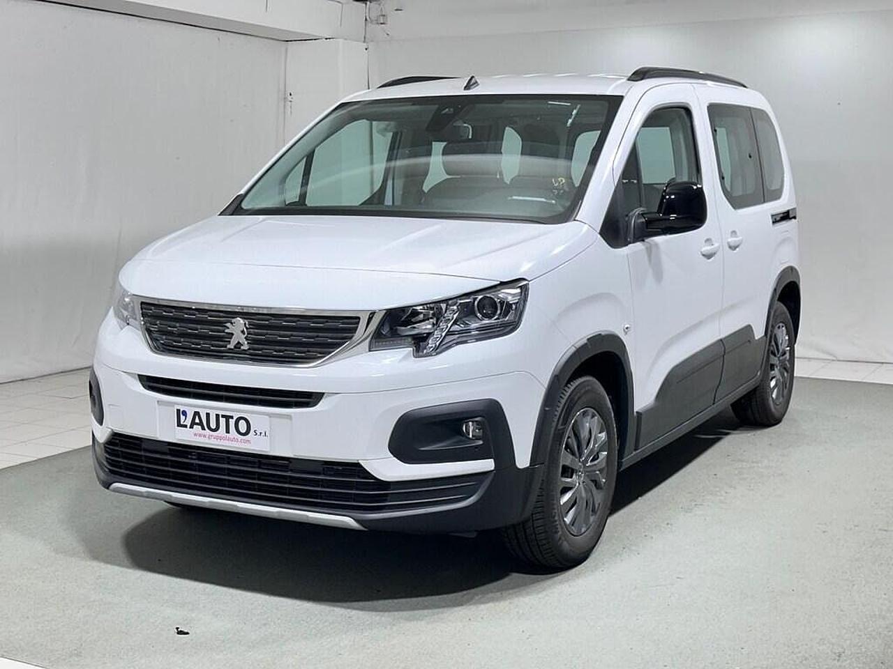 Peugeot Rifter RIFTER motore elettrico 136 CV 50kWh Allure KM ZERO