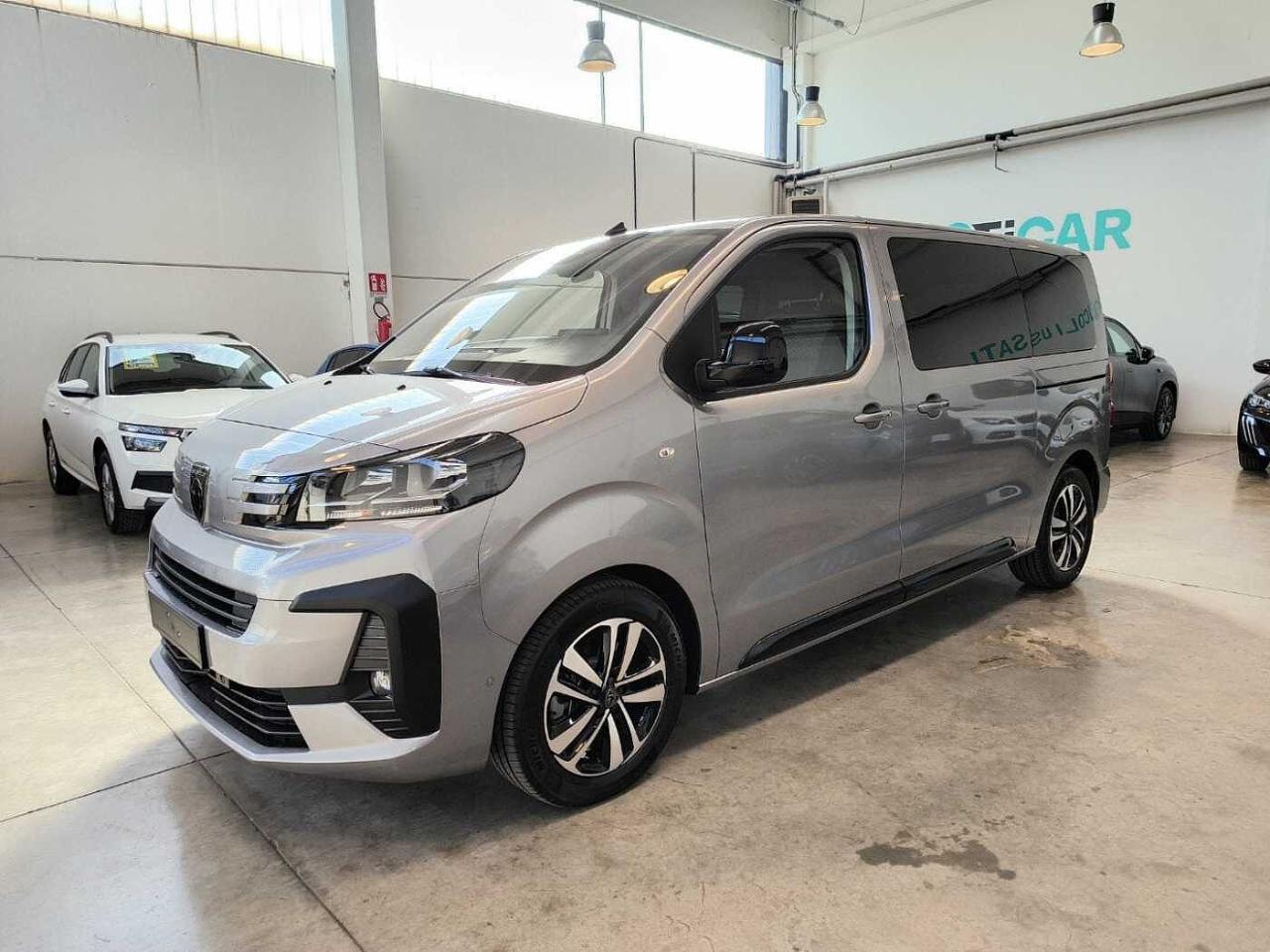 peugeot traveller traveller business 2.2 bluehdi 180 eat8 8 posti usata