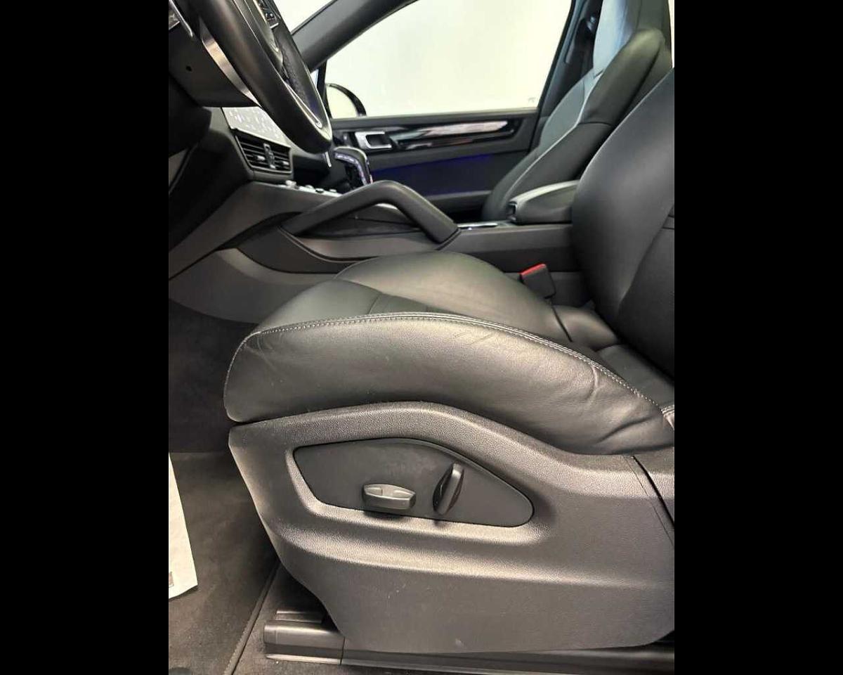 Porsche Porsche Cayenne usata, con 4x4