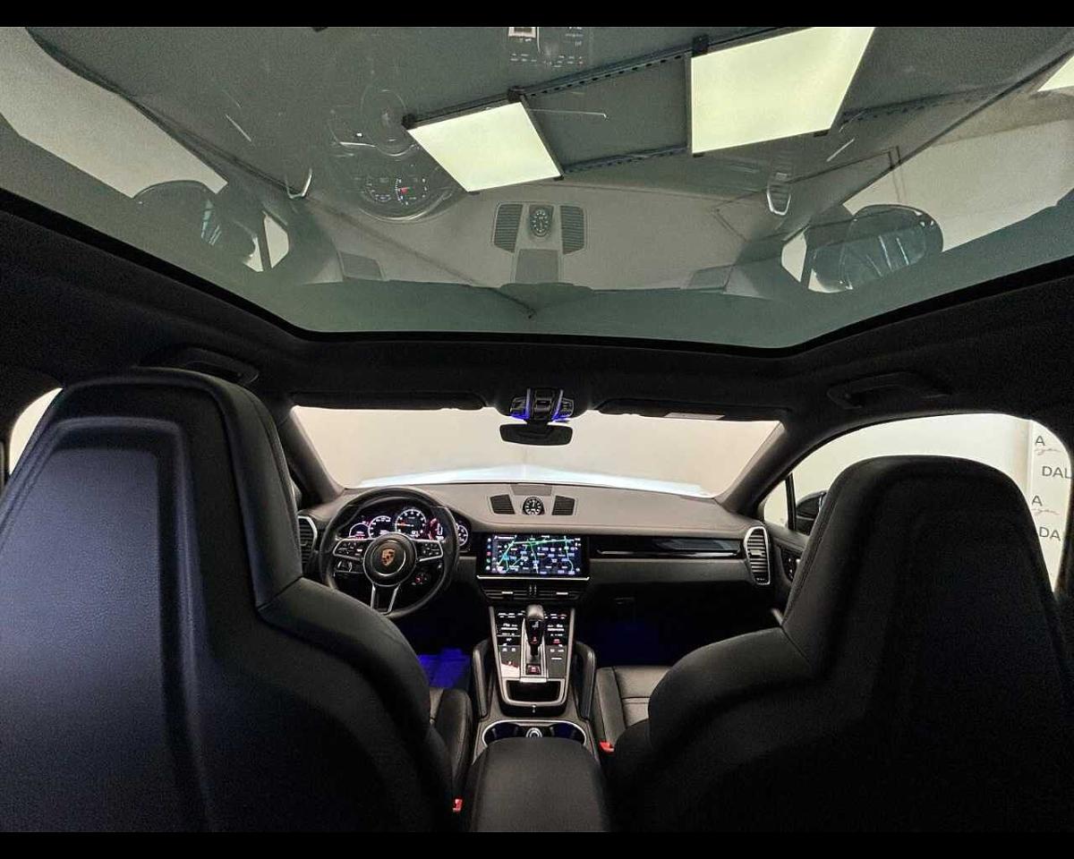 Porsche Porsche Cayenne usata, con assistente alle frenate di emergenza