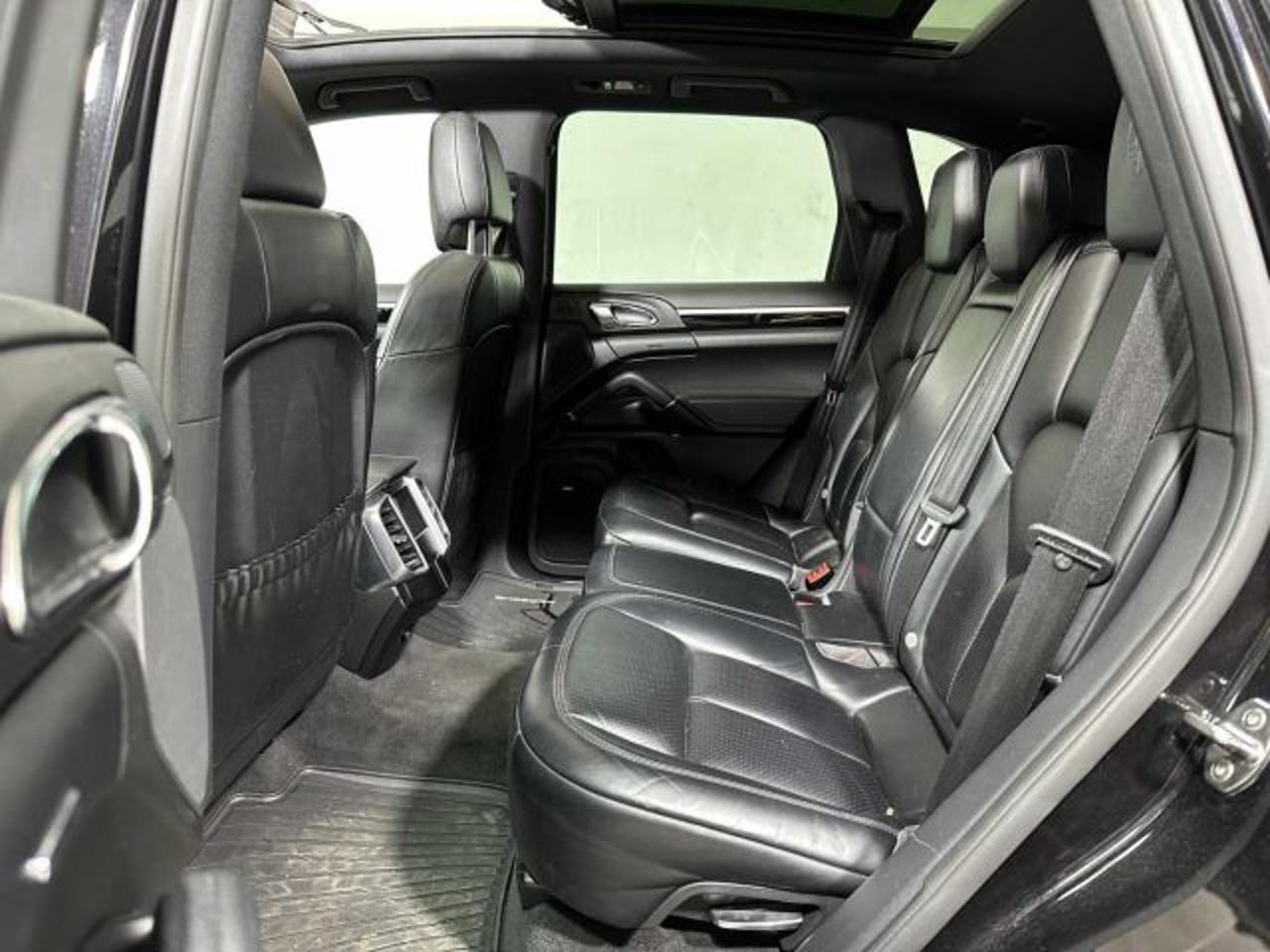 Porsche Porsche Cayenne usata, con autoradio