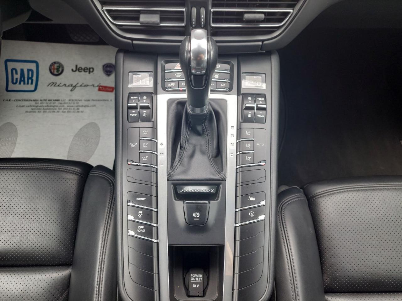 Porsche Porsche Macan usata, con luci diurne