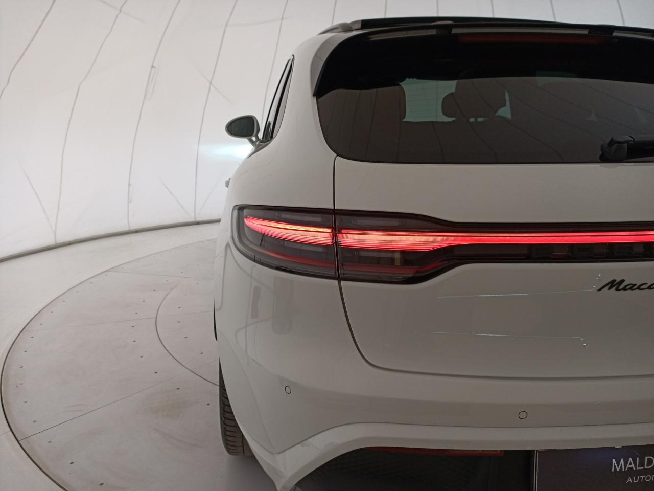 Porsche Porsche Macan usata, con cerchi in lega
