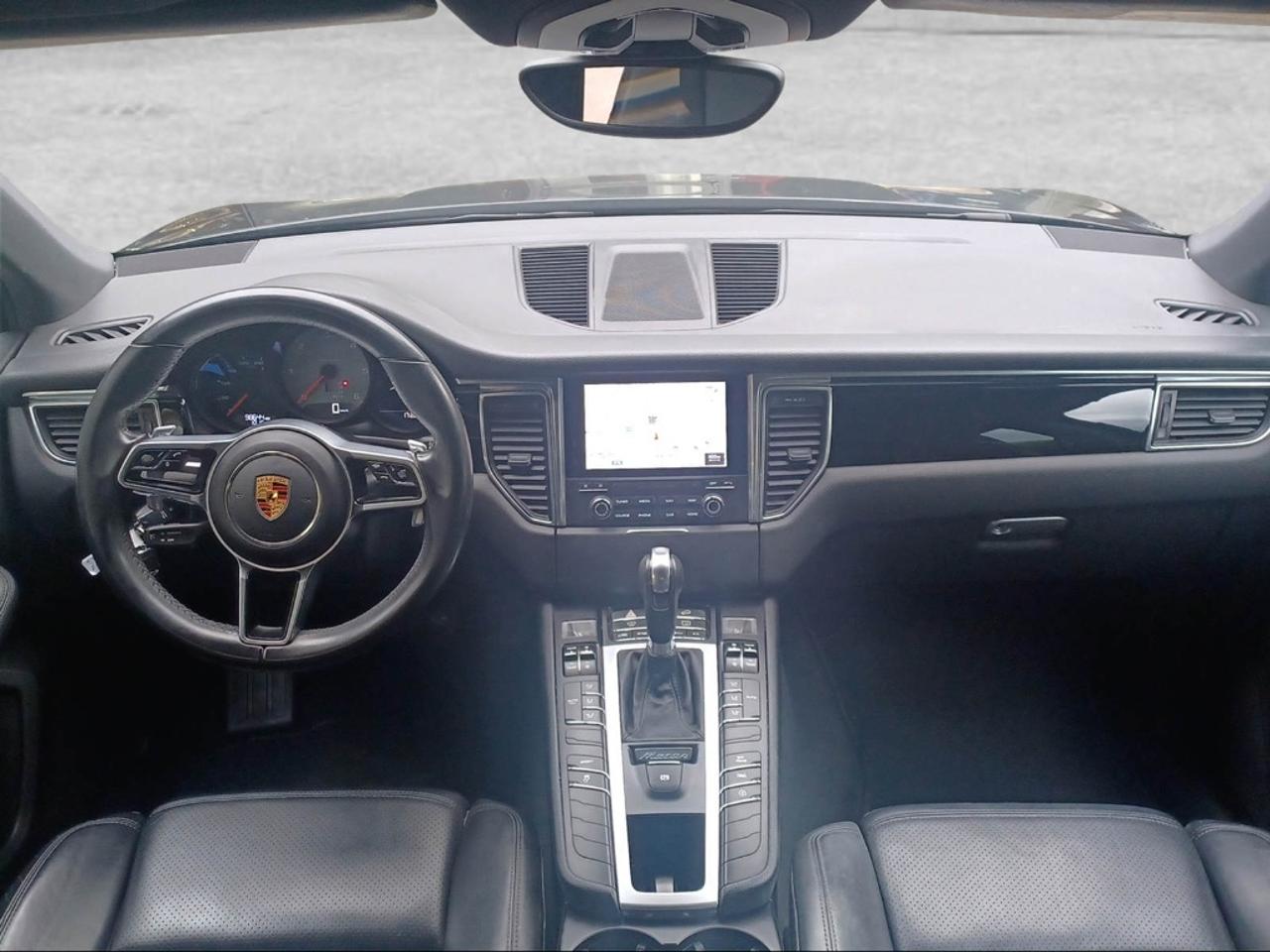 Porsche Porsche Macan usata, con pacchetto sportivo