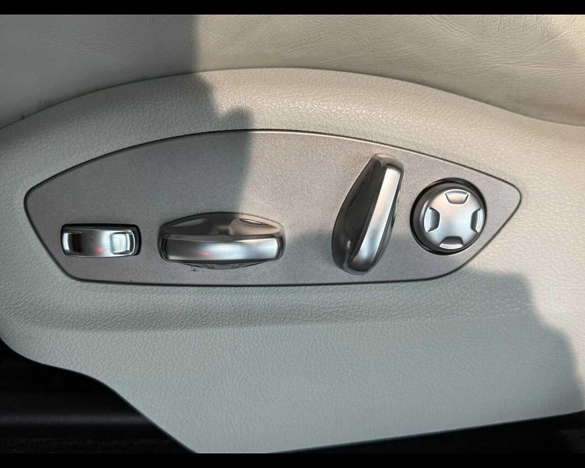 Porsche Porsche Macan usata, con 6x Airbag (fontali + laterali + testa)