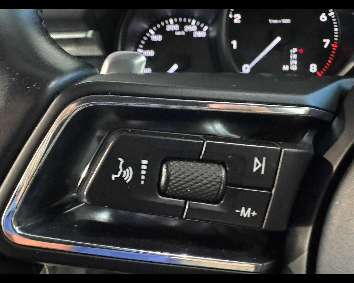 Porsche Porsche Macan usata, con assistente di corsia