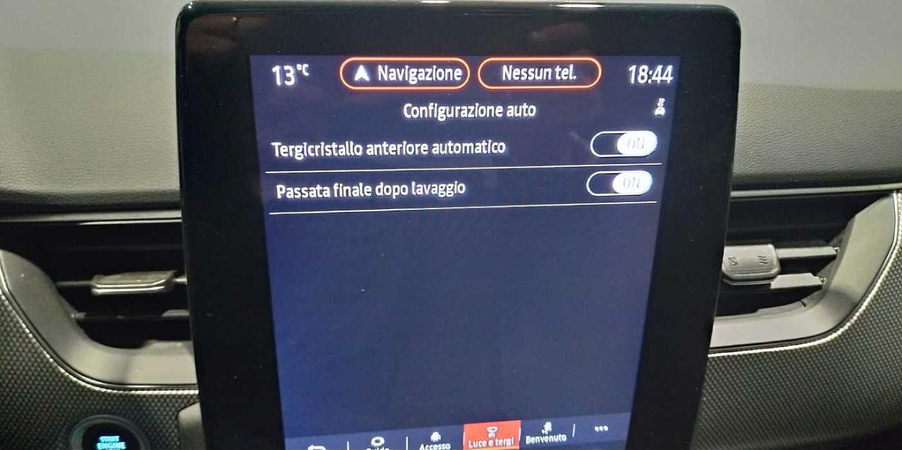Renault Renault Arkana usata, con antenna satellitare