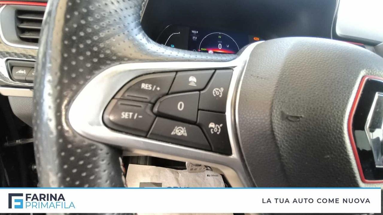 Renault Renault Arkana usata, con bracciolo porta oggetti