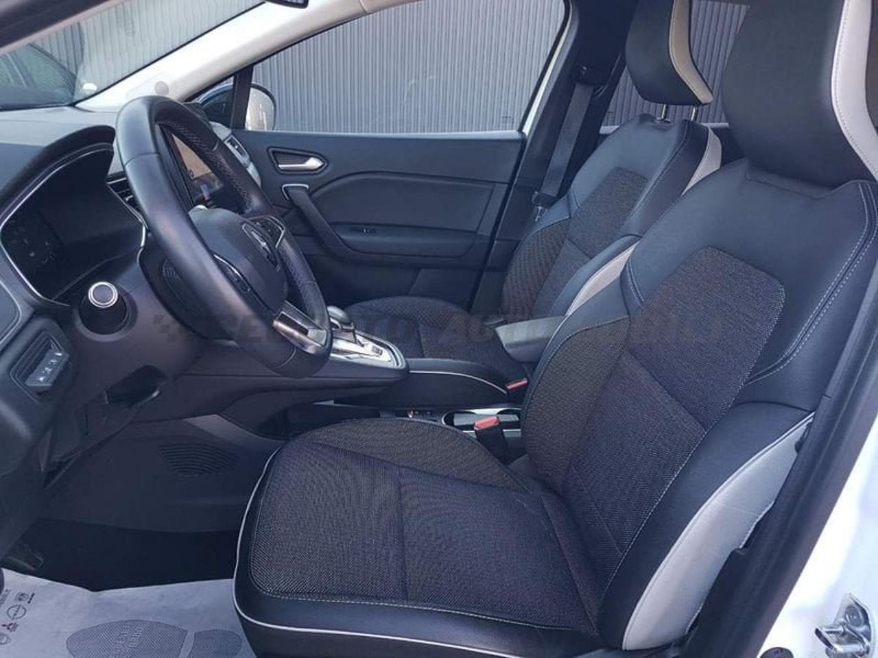 Renault Renault Captur usata, con alzacristalli elettrici