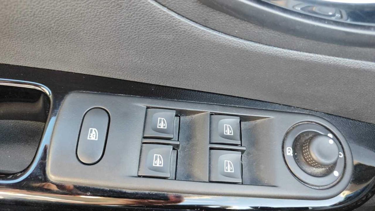 Renault Renault Captur usata, con vetri elettrici