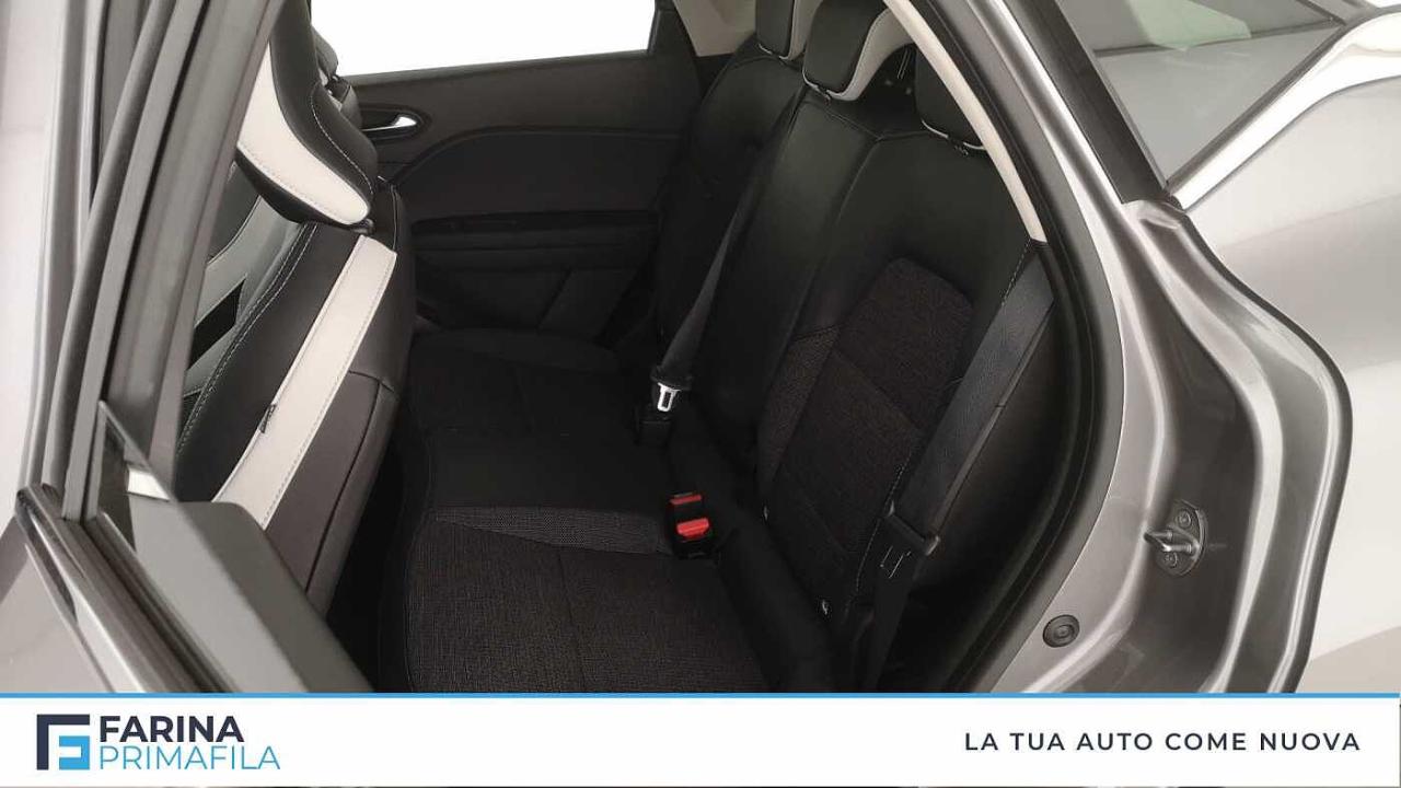 Renault Renault Captur usata, con assistente alle frenate di emergenza