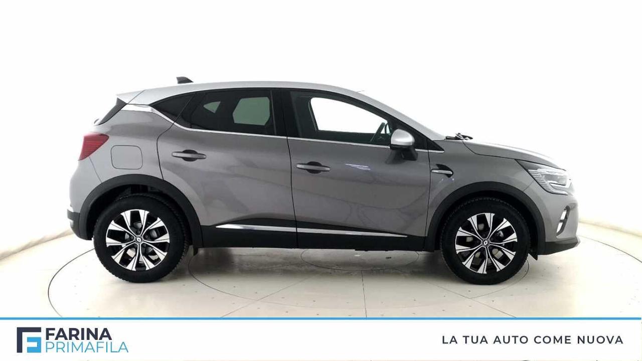Renault Renault Captur usata, con luci diurne a led