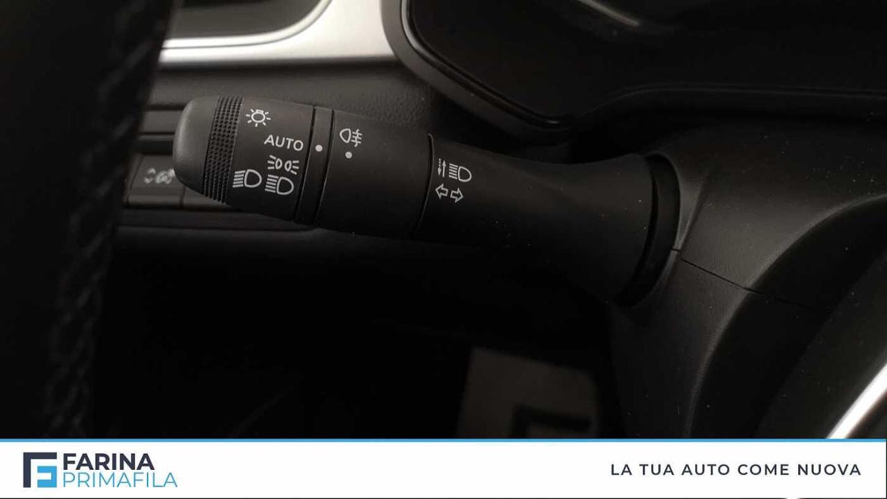 Renault Renault Captur usata, con hill holder
