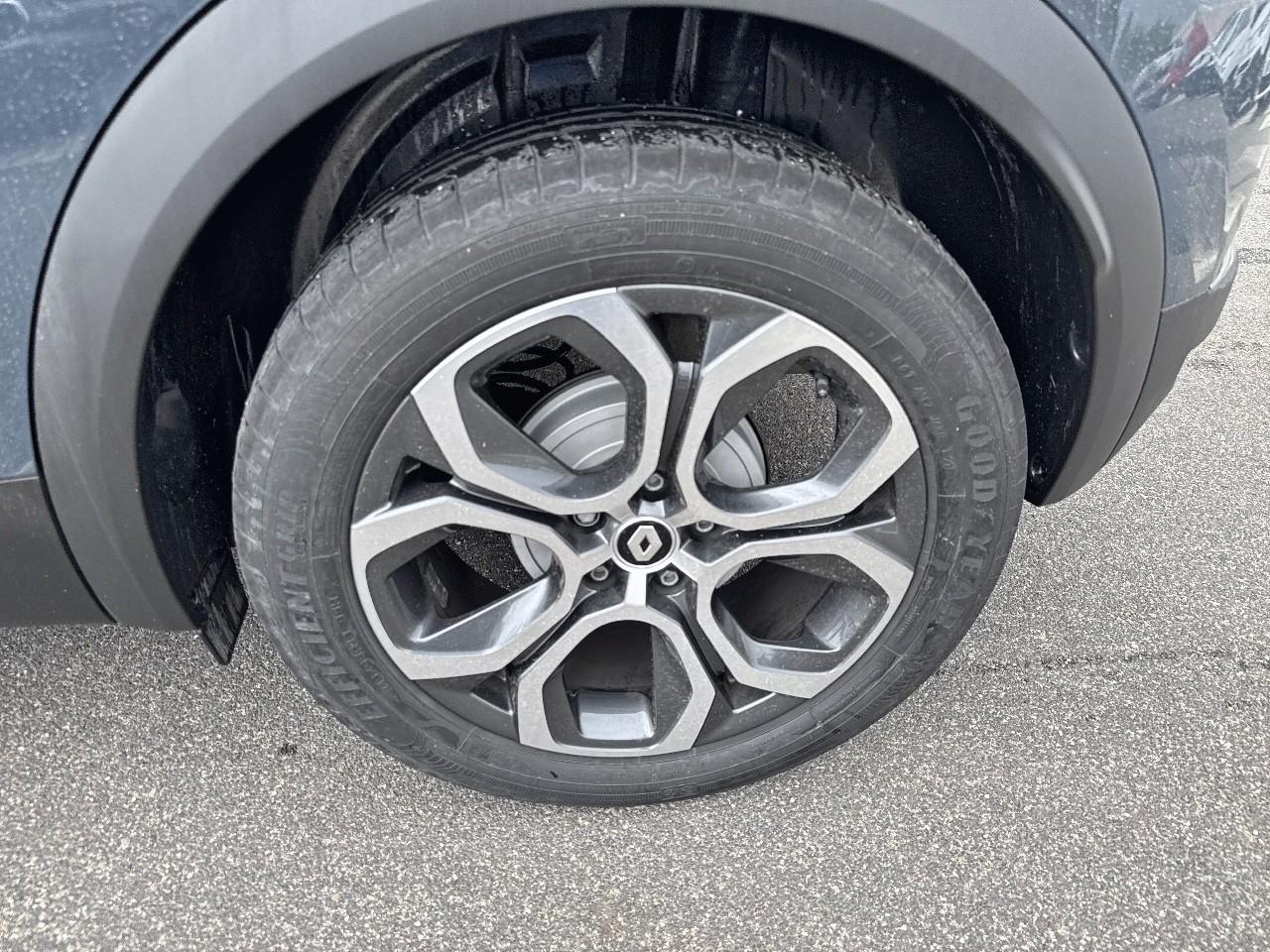 Renault Renault Captur usata, con 6 altoparlanti