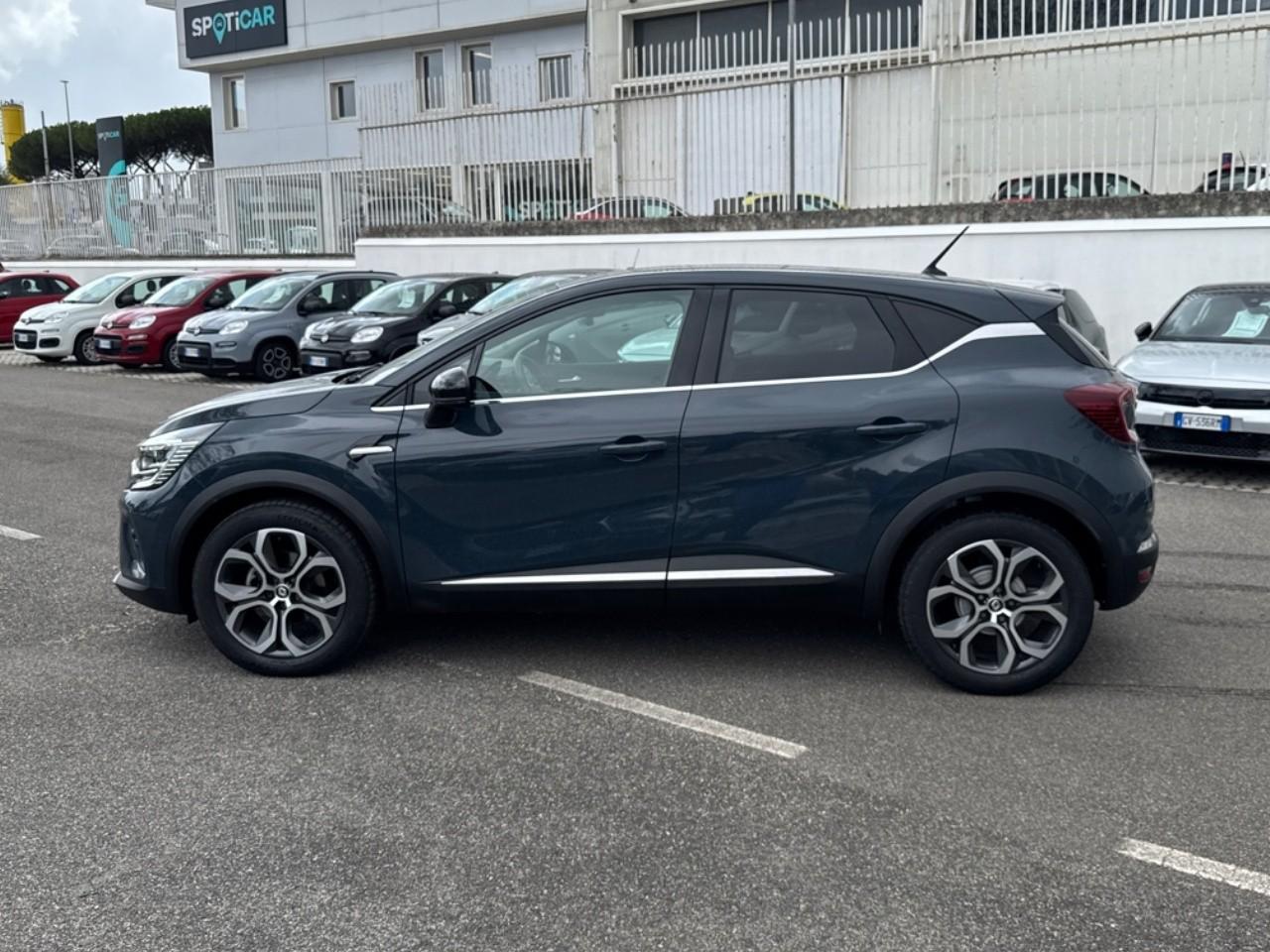 Renault Renault Captur usata, con bracciolo anteriore