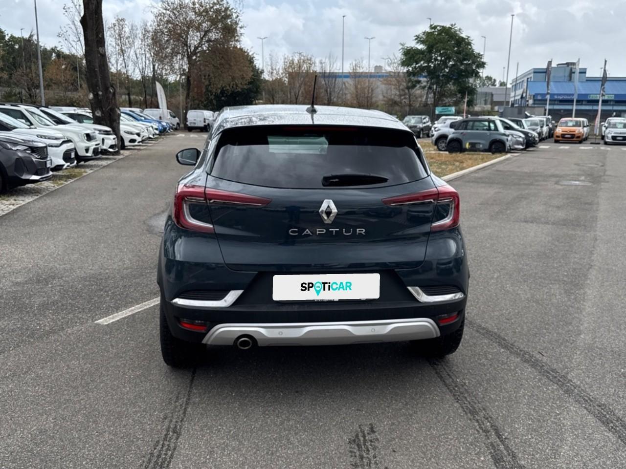 Renault Renault Captur usata, con chiamata di emergenza