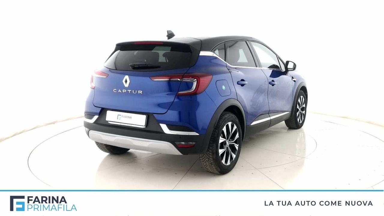 Renault Renault Captur usata, con luci diurne a led