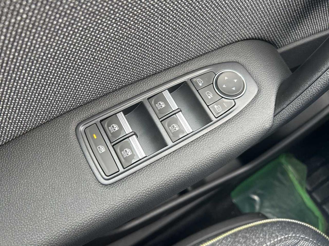 Renault Renault Captur usata, con isofix