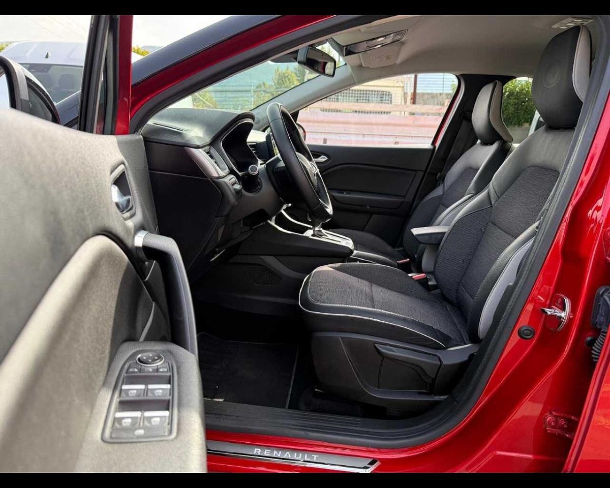 Renault Renault Captur usata, con 4 marce