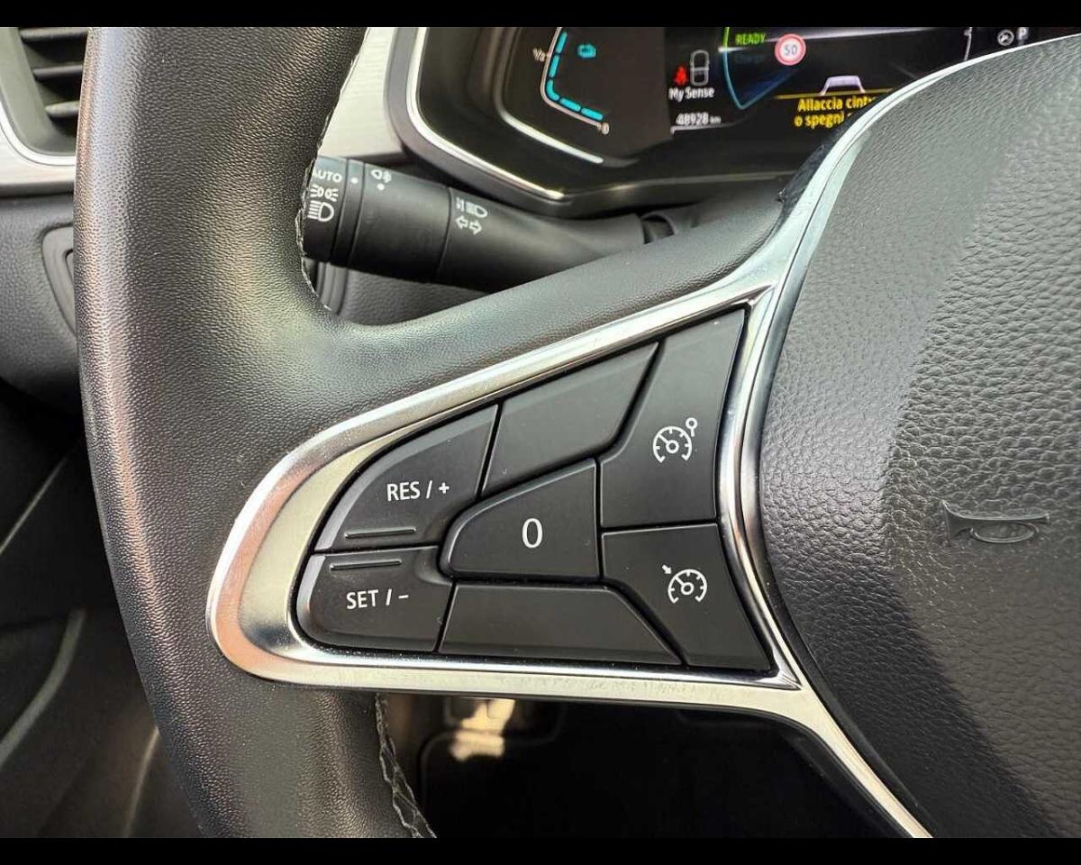 Renault Renault Captur usata, con bracciolo porta oggetti