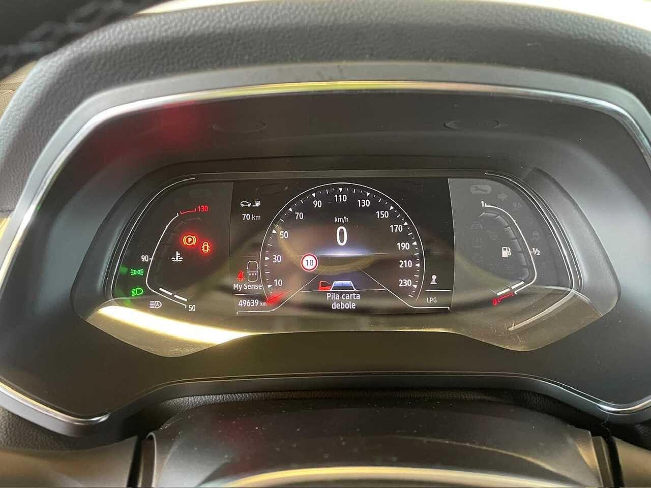 Renault Renault Captur usata, con 6x Airbag (fontali + laterali + testa)