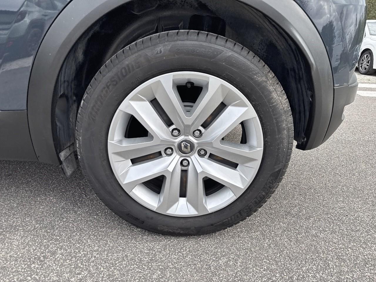 Renault Renault Captur usata, con 4,2 display multifunzionale pannello strumenti 1 e 10,7, 7,0 display multifunzionale touch screen, plancia 1 e 17,8