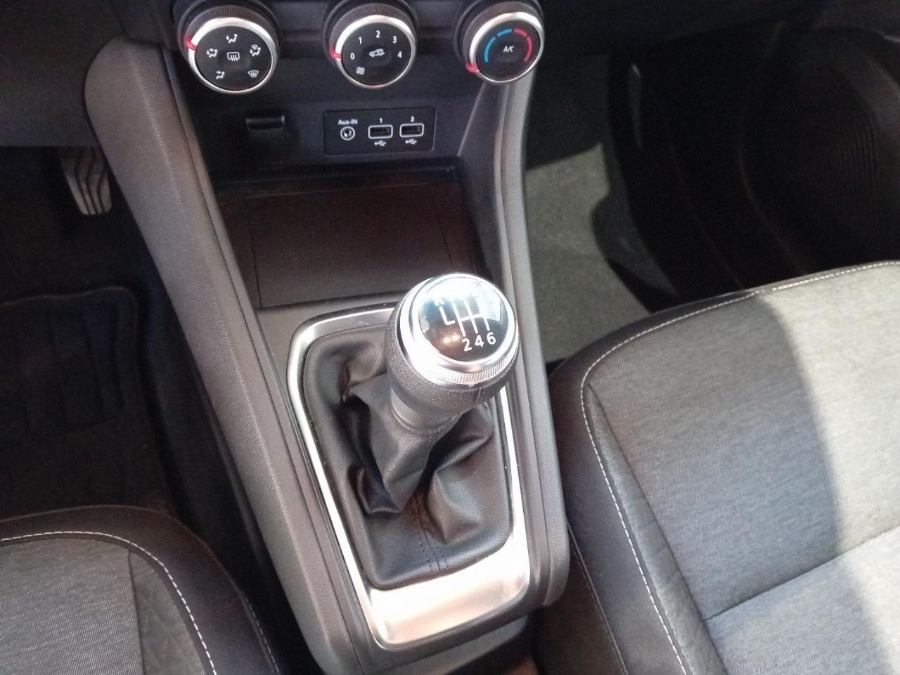 Renault Renault Captur usata, con luci diurne