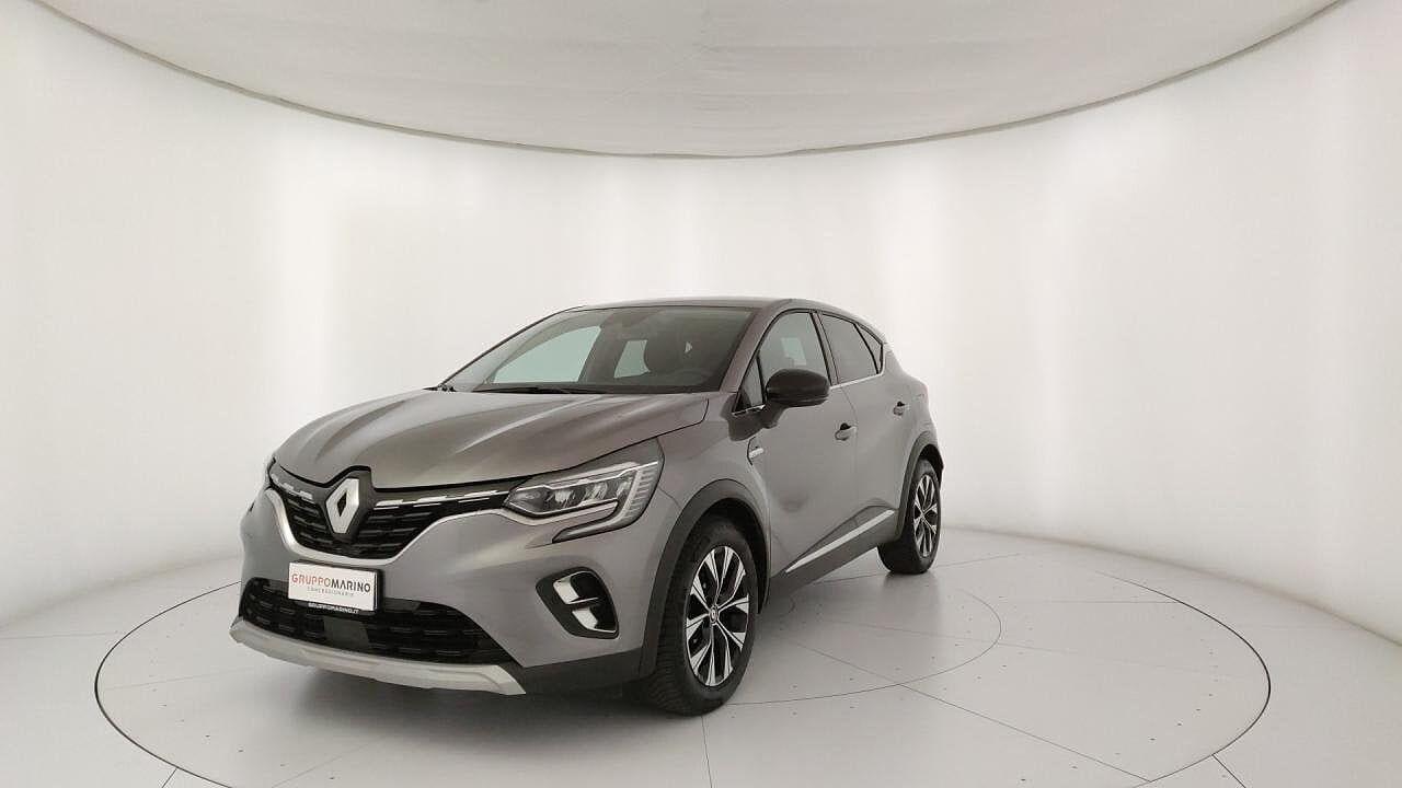 renault captur captur plug-in hybrid e-tech 160 cv techno usata
