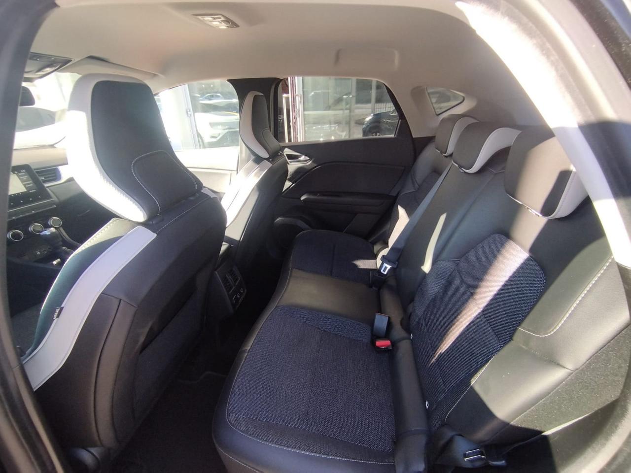 Renault Renault Captur usata, con navigatore