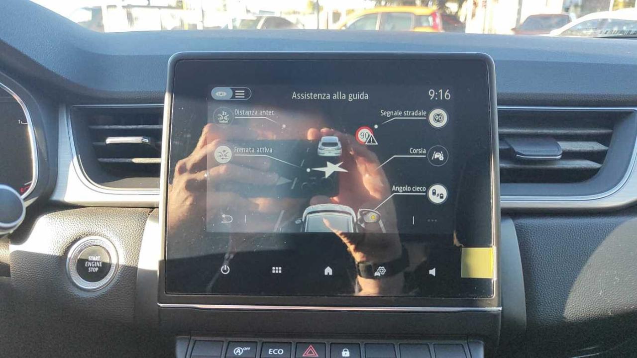 Renault Renault Captur usata, con sensori luce