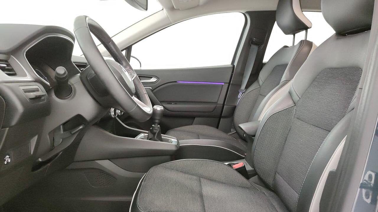 Renault Renault Captur usata, con 6 marce