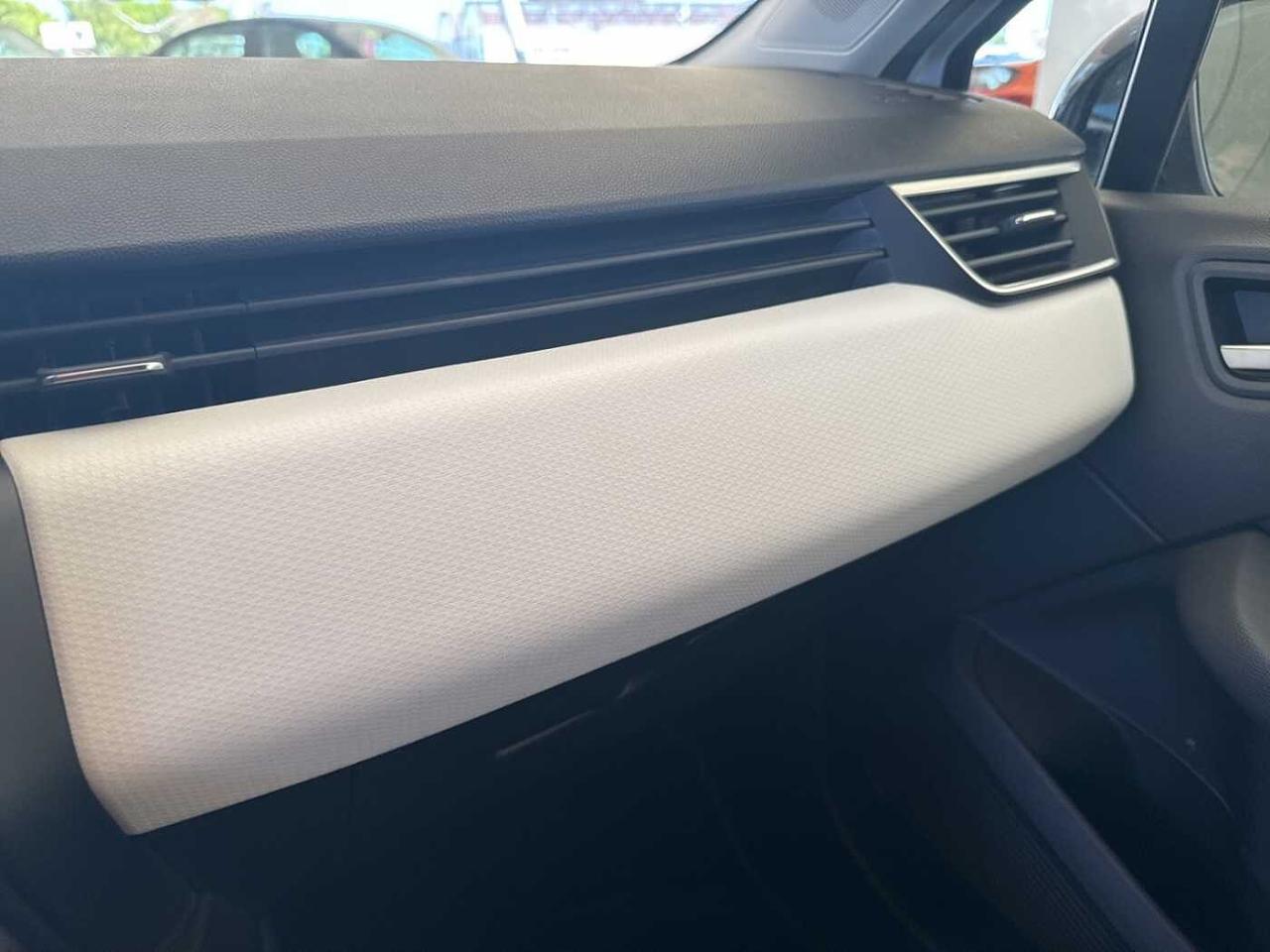 Renault Renault Clio usata, con clima automatico