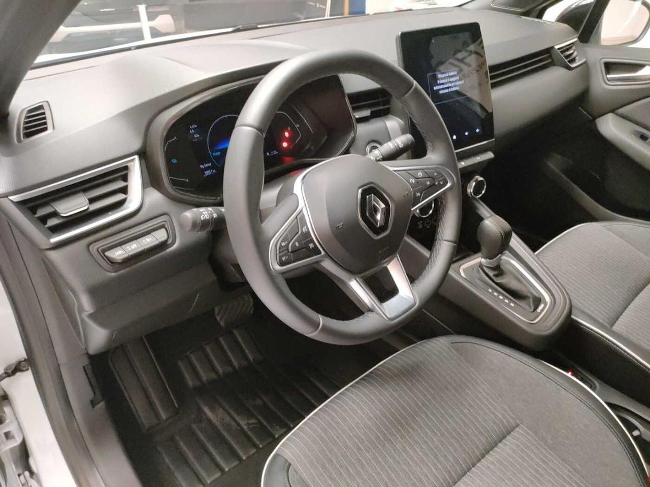 Renault Renault Clio usata, con 4 marce
