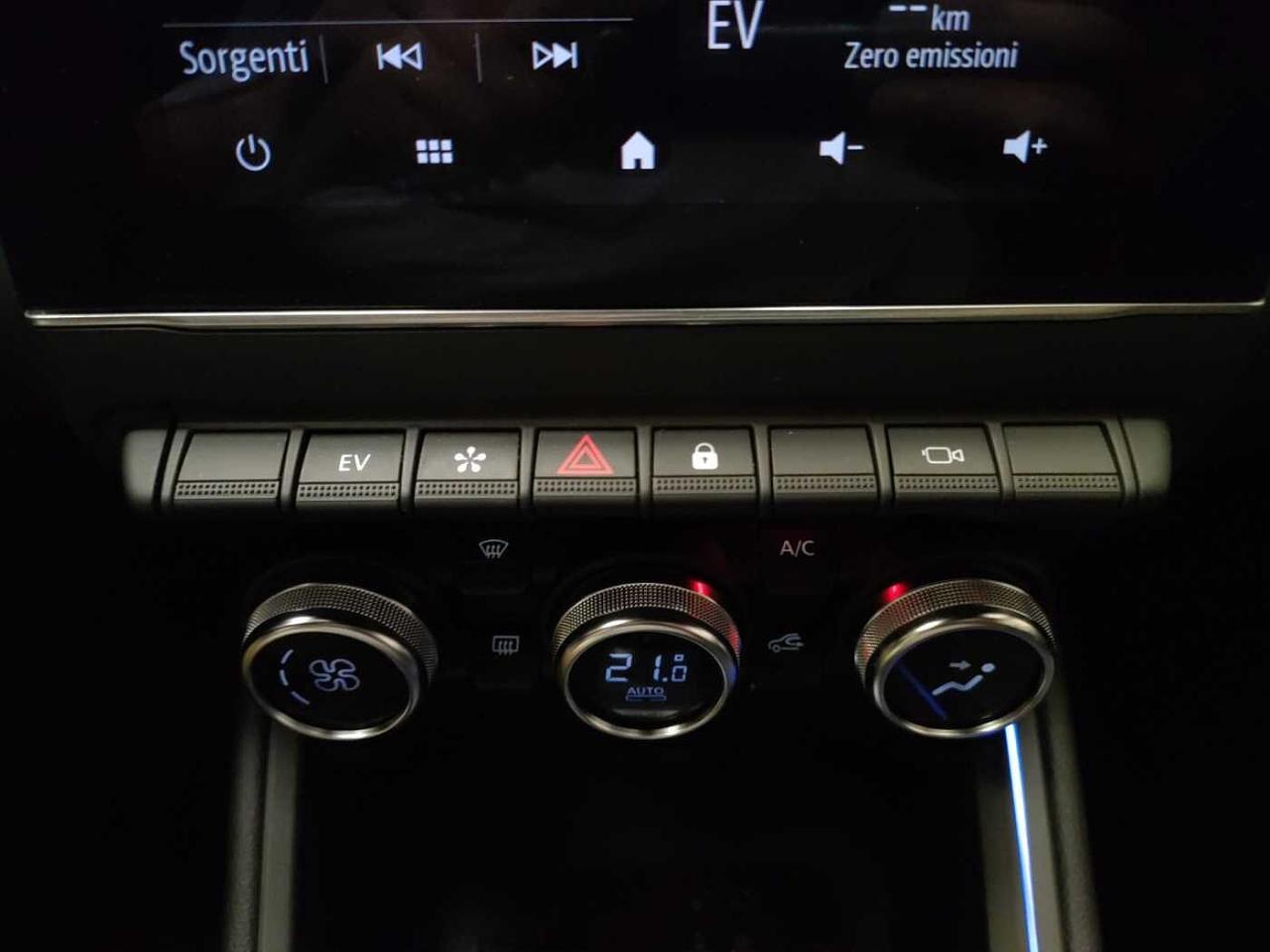 Renault Renault Clio usata, con armonia interna black cielo nero