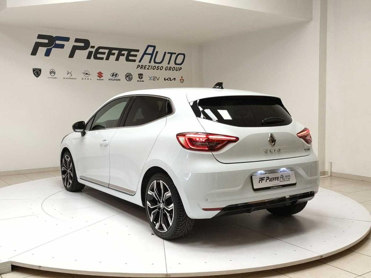 Renault Renault Clio usata, con bracciolo porta oggetti