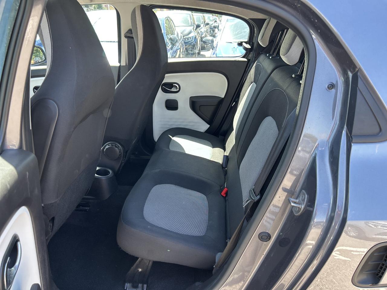 Renault Renault Clio usata, con alzacristalli elettrici