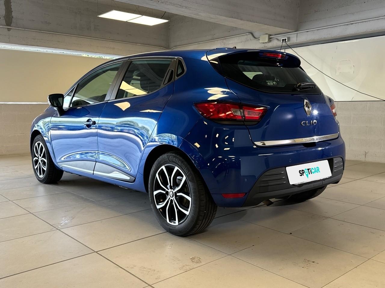 Renault Renault Clio usata, con connessione bluetooth con connessione telefono e con musica in streaming
