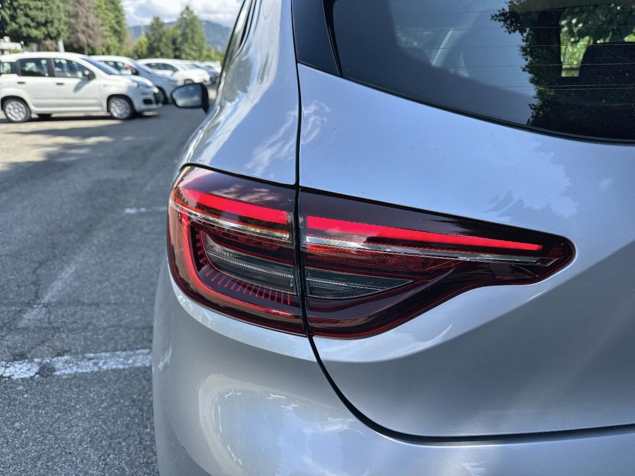 Renault Renault Clio usata, con assistenza al parcheggio posteriore e con monitor