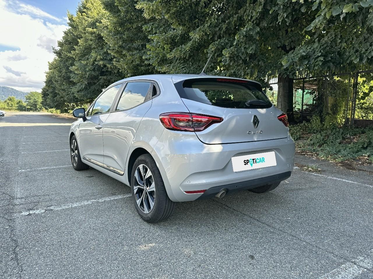 Renault Renault Clio usata, con cinture sicurezza ant. conducente e passeggero con pretensionatori e reg. in altezza