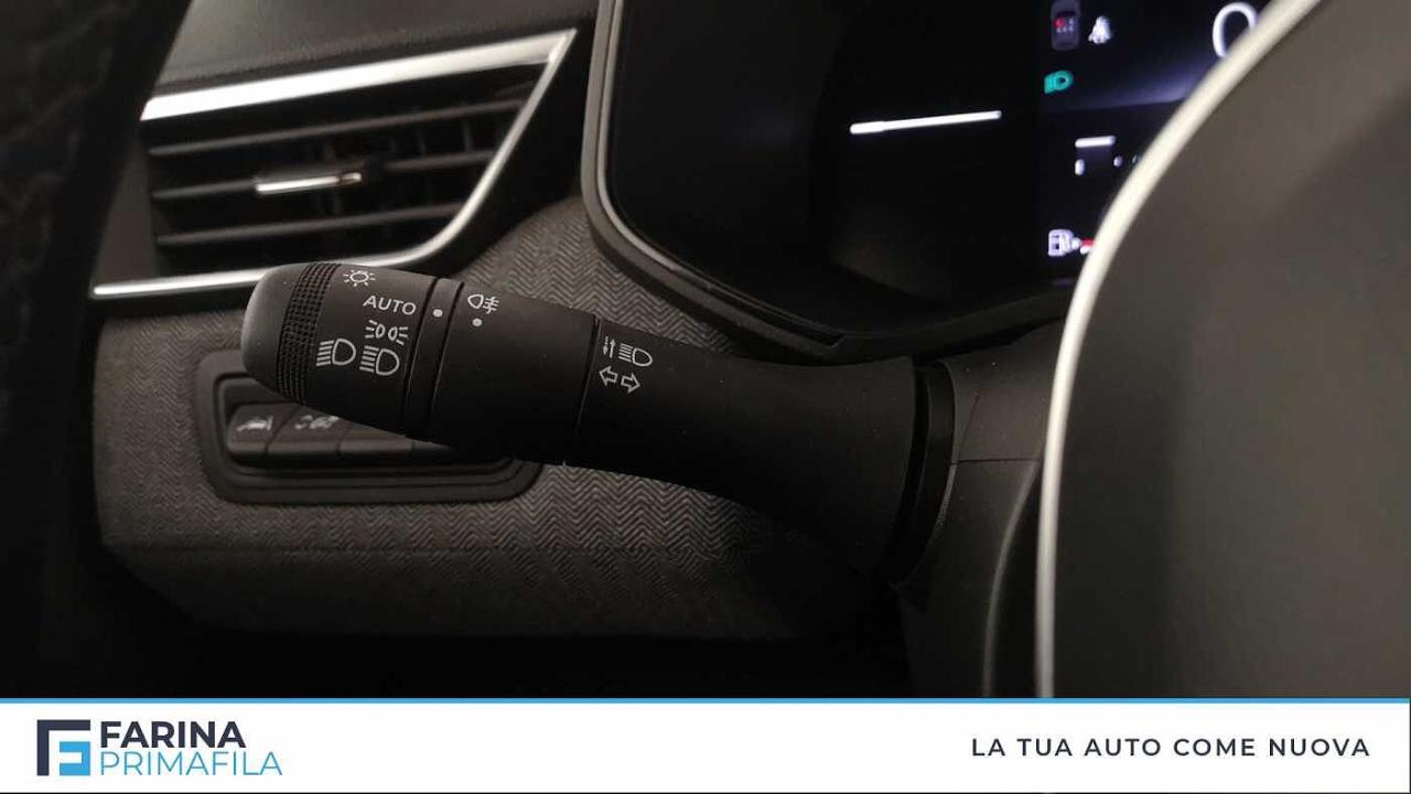 Renault Renault Clio usata, con assistenza alla frenata